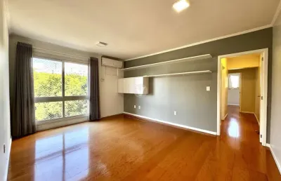 Belíssimo apartamento 2 quartos, 2 banheiros, garagem, semi-mobiliado no centro