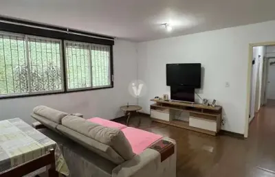 Apartamento térreo semi mobiliado na região central de santa maria