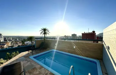 Cobertura com 3 quartos para alugar na Avenida Nossa Senhora Medianeira, 1286, Centro, Santa Maria
