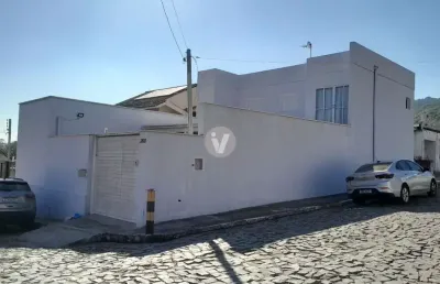 Casa 3 suítes, segura e próxima de região comercial em local tranquilo!