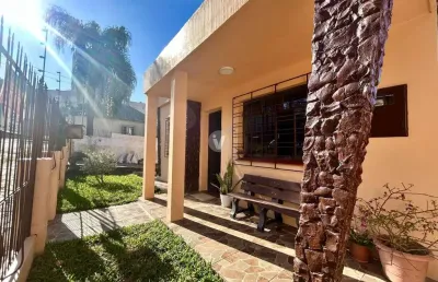 Casa 3 dormitórios, piscina e espaço gourmet no bairro n. sra das dores