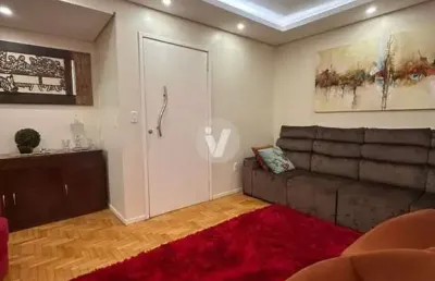 Amplo apto de 3 dormitórios, localizado no bairro camobi