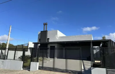 Casa com 3 quartos à venda na Avenida Rodolfo Behr, 93, Camobi, Santa Maria