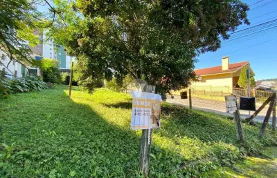 Excelente terreno na rua acadêmico fernandes mussoi.