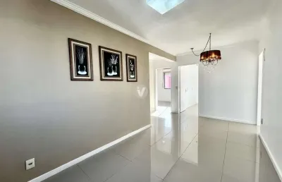 Apartamento de 3 dormitórios, totalmente reformado, localizado no bairro n. sra.