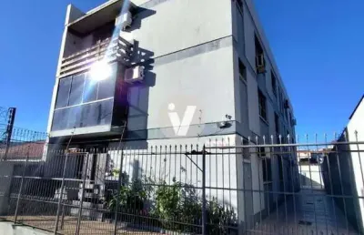 Amplo duplex central com 04 dormitórios, vaga de garagem e churrasqueira