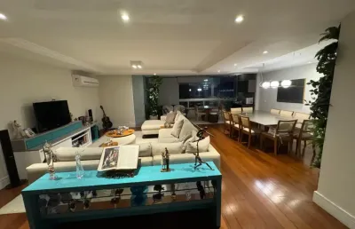 Apartamento com 4 quartos para alugar na Avenida Jornalista Alberto Francisco Torres, 509, Icaraí, Niterói