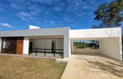 Casa no condomínio vale do luar na cidade de  jaboticatubas