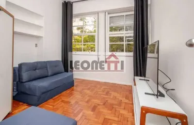 Apartamento à venda em copacabana, rio de janeiro - 2 quartos, 1 sala, 1 banheiro, 60m² de área. aproveite!