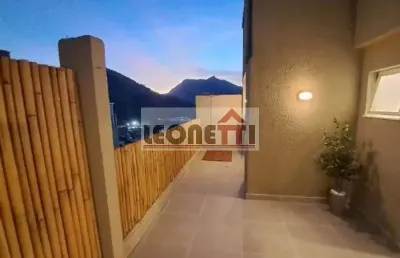 Cobertura à venda no recreio dos bandeirantes, rio de janeiro-rj: 2 quartos, 2 banheiros, 1 vaga de garagem!