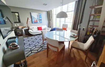 Vendo belo e luxuoso apto na vila nova conceição 151m²
