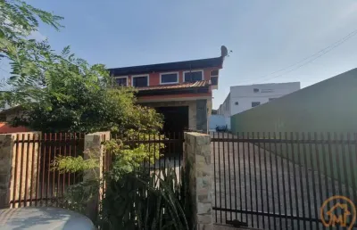 Sobrado com 4 quartos  à venda, 208.00 m2 por r$1090000.00  - hauer - curitiba/pr
