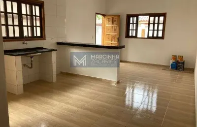 Excelente casa térrea com 3 dormitórios, no porto novo - caraguatatuba/sp.