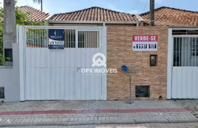 Casa com 2 quartos à venda na rua nicolau wiltenburg, 547, itacolomi, balneário piçarras por r$ 369.000