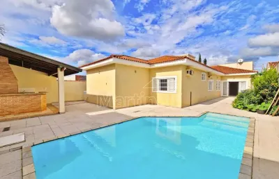 Casa térrea de 260m² de área construida à venda, próximo à city pão - ribeirão preto/sp.
