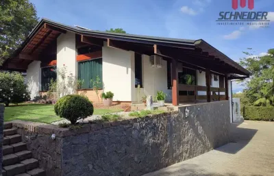 Casa com 3 dormitórios à venda no bairro centro em timbó/sc