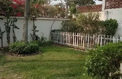 Casa com 2 quartos à venda na rua professor cabrita, senador camará, rio de janeiro por r$ 365.000