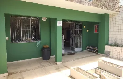 Casa com 3 quartos à venda na rua macedo coimbra, 418, campo grande, rio de janeiro por r$ 695.000
