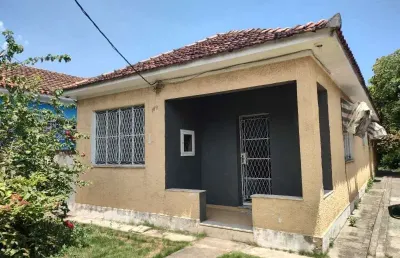 Casa com 3 quartos à venda na rua alfredo de morais, 109, campo grande, rio de janeiro por r$ 1.299.900