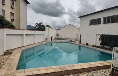 Casa em condomínio fechado com 2 quartos para alugar na estrada do campinho, 2261, campo grande, rio de janeiro por r$ 1.300