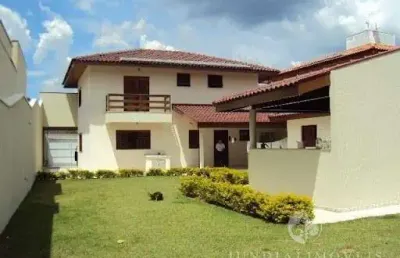 Casa à venda no jardim das samambaias em jundiaí - a/c 345 m² - te 650 m², excelente casa, toda reformada região nobre da cidade, com 03 suítes, todas com sacadas, 04 vagas, quintal.
