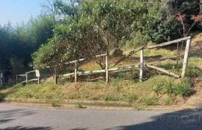Chácara à venda no jardim copacabana em jundiaí - 2.557 m², leve declive, cercada, água do dae, com 2 platôs prontos, mata nativa,  pronta para montar a chácara dos seus sonhos, perímetro urbano, fáci