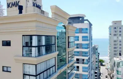 Apartamento com 3 quartos à venda na Rua 319, Meia Praia, Itapema