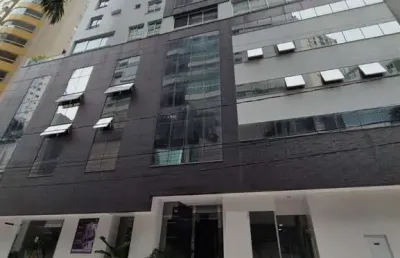 Exclusividade e vista para o mar! 3 suítes e lazer completo