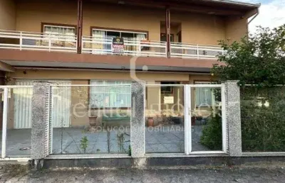 Casa com 4 quartos à venda no centro, balneário piçarras  por r$ 3.250.000