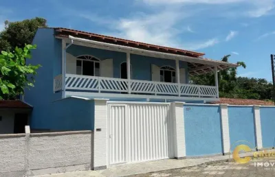 Casa com 3 quartos à venda no Centro, Penha 