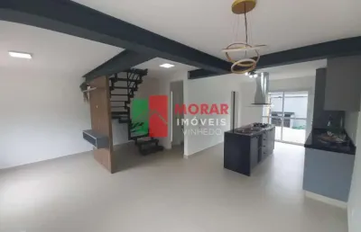 Casa em condomínio fechado com 3 quartos à venda na estrada municipal fazenda santana, 850, joão xxiii, vinhedo, 97 m2 por r$ 943.000