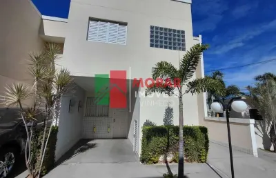 Casa em condomínio fechado com 3 quartos à venda na avenida rosa belmiro ramos, 681, ortizes, valinhos, 113 m2 por r$ 720.000