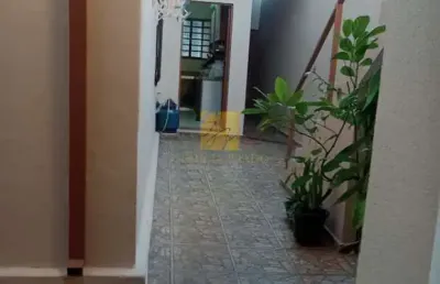 Casa com 3 quartos à venda no Jardim Panorama, Bauru 