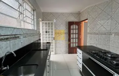 Casa com 4 quartos à venda na Vila Souto, Bauru 