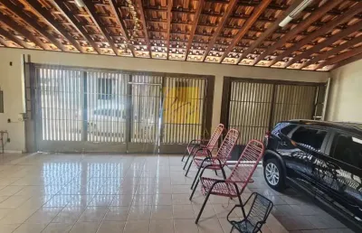 Casa com 3 quartos à venda no Núcleo Residencial Presidente Geisel, Bauru 