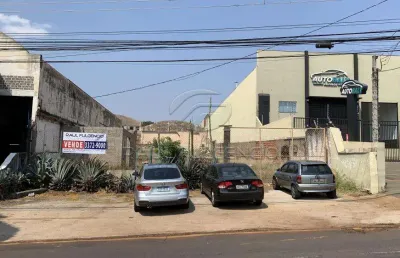 Terreno comercial à venda na Avenida Rio Branco, 856, Jardim Agari, Londrina