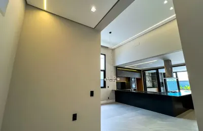Sobrado cinematográfico em condomínio de indaiatuba sp