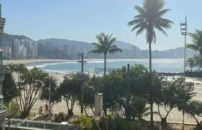 Apartamento a venda na praia das astúrias, frente ao mar, 03 dormitórios, com 01 vaga de garagem e lazer no prédio