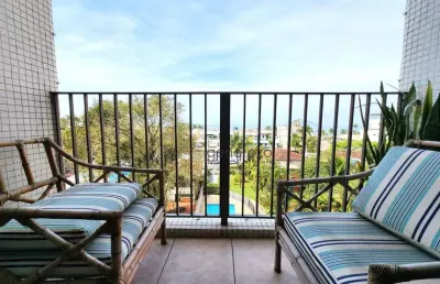 Apartamento a venda na praia do tombo, 02 doritórios, com vista para o mar, 01 vaga de garagem, e lazer no prédio