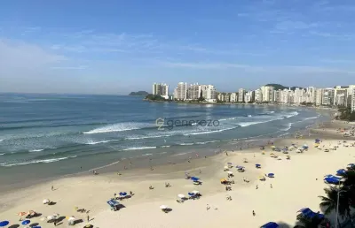 Apartamento frente à praia de pitangueiras, 03 dormitórios, 01 vaga, sacada