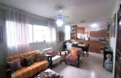 Apartamento á venda na praia das pitangueiras, com 02 dormitórios e pequena vista para o mar.