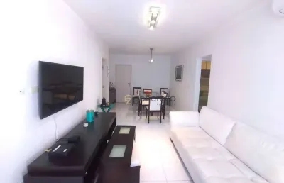 Apartamento á venda na praia das pitangueiras, com 03 dormitórios, 01 vaga de garagem, 01quadra da praia.