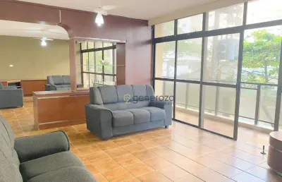 Apartamento á venda na praia das pitangueiras, 03 dormitórios, 01 vaga de garagem. frente a praia.