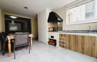 Apartamento a venda na praia das pitangueiras, 03 dormitórios, varanda gourmet, 02 vagas de garagem e lazer