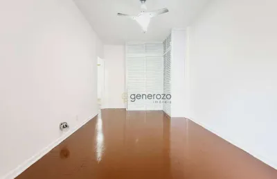 Apartamento a venda na praia das pitangueiras, 01 dormitório, com sacada, a 01 quadra da praia