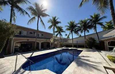 Casa a venda no condomínio acapulco, com 6 dormitórios e lazer privativo