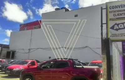 Imóvel comercial com estacionamento e lojas já locadas à venda,  centro, francisco morato - pr6716