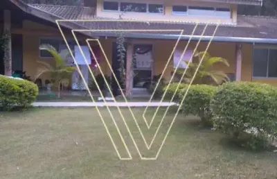 Vende-se excelente chácara com 5000m² no figueira branca - campo limpo paulista - aceita permuta com casa de rua em jundiaí até metade do valor ! - ch7068