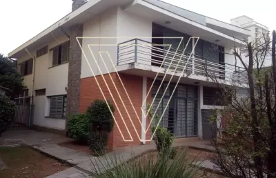 *casa comercial em excelente localização no centro aceita permuta. - ic6673