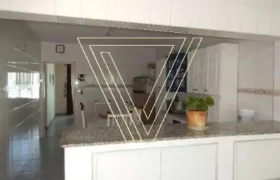 Casa com 4 quartos à venda na Rua Doracy Camargo Alegre, 320, Cidade Nova, Jundiaí